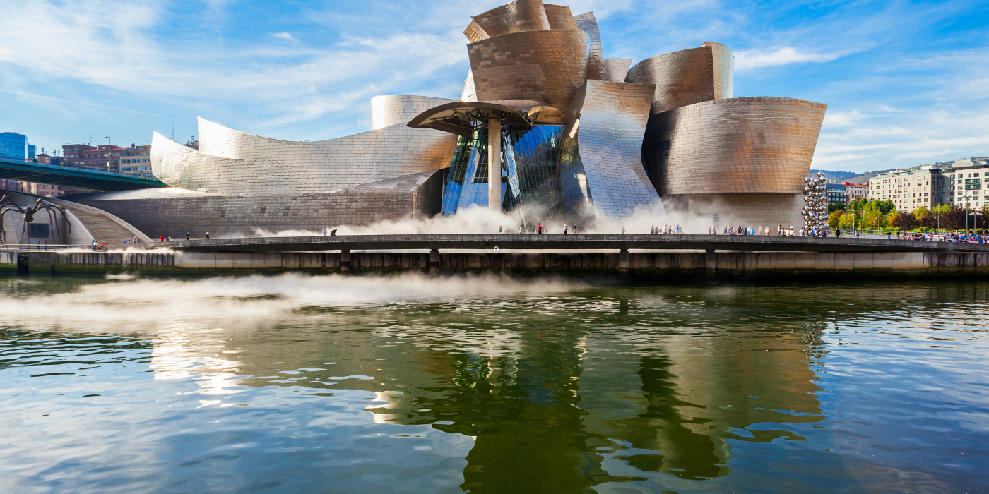Building the Solomon R. Guggenheim Museum in New York City DOZR